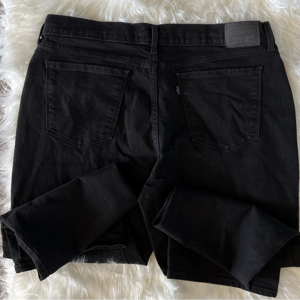 Levi’s 505 black jeans, straight leg, Like New